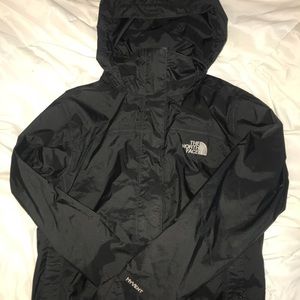 Black Northface windbreaker
